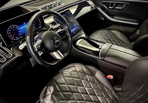 Mercedes-Benz, 2025 3