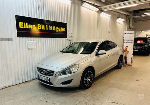 Volvo S60, 2012