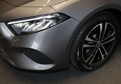 Mercedes-Benz A 200, 2025