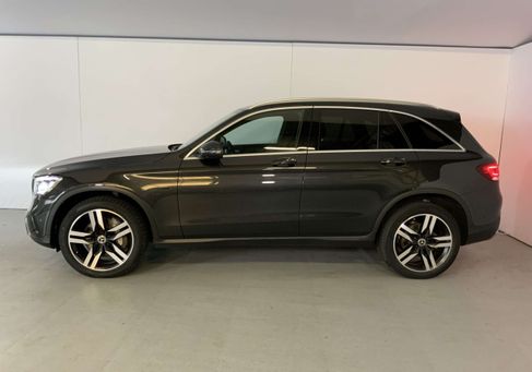Mercedes-Benz GLC 300, 2020