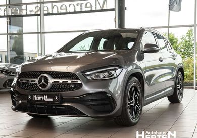 Mercedes-Benz GLA 200, 2020