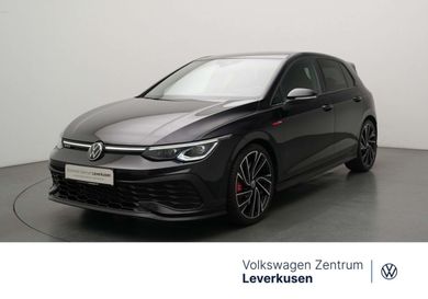 Volkswagen Golf, 2023