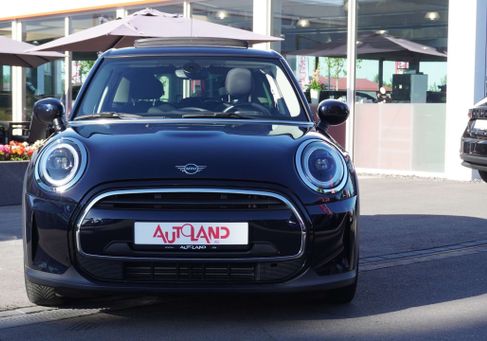 MINI ONE, 2022