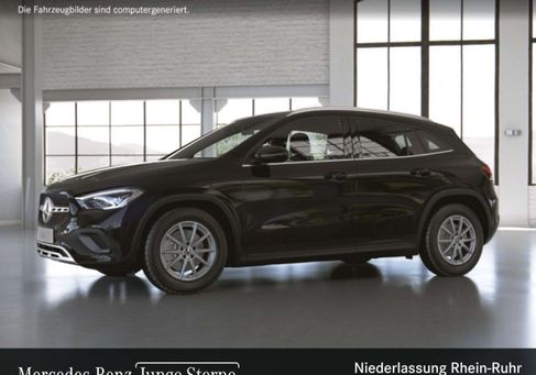 Mercedes-Benz GLA 250, 2023 3