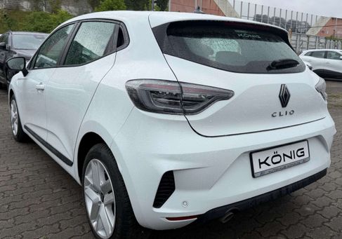 Renault Clio, 2023