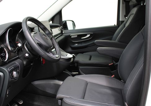 Mercedes-Benz V 300, 2024