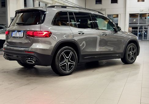 Mercedes-Benz GLB 200, 2023