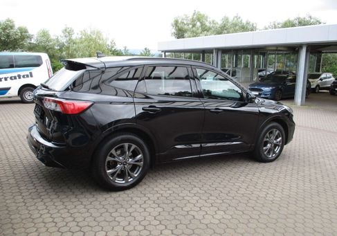 Ford Kuga, 2022