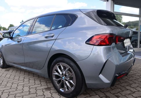 BMW 120, 2025