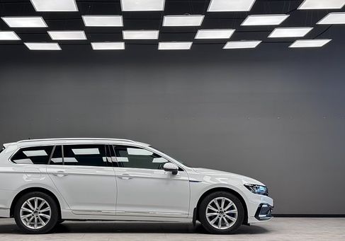 Volkswagen Passat Variant, 2023 3