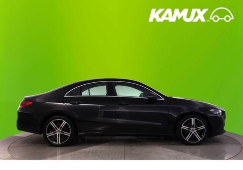 Mercedes-Benz CLA 200, 2022