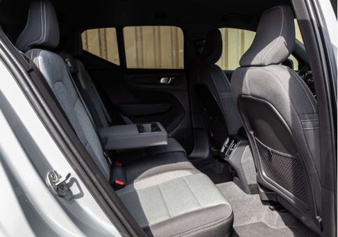 Volvo XC40, 2024