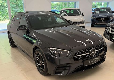 Mercedes-Benz E 300, 2022 2