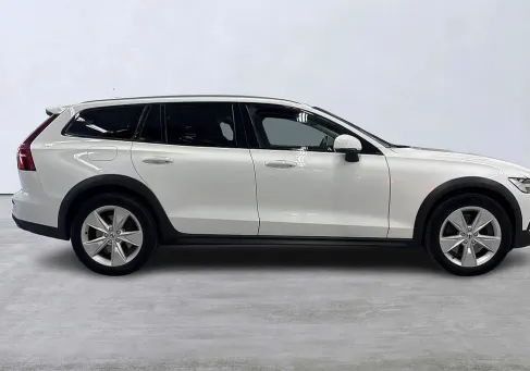 Volvo V60 Cross Country, 2020