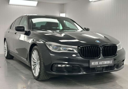 BMW 730, 2019