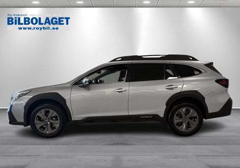 Subaru OUTBACK, 2022