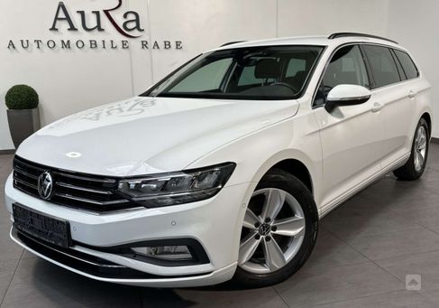 Volkswagen Passat, 2022