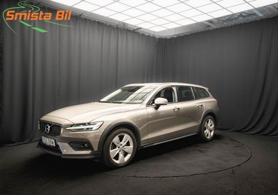 Volvo V60 Cross Country, 2020
