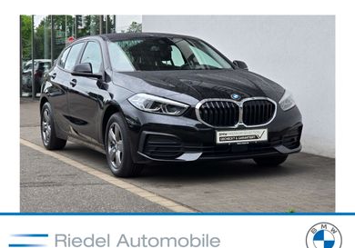 BMW 118, 2022