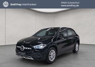 Mercedes-Benz GLA 200, 2021