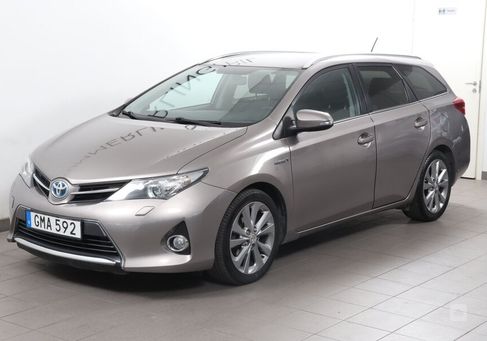 Toyota Auris Touring Sports, 2014