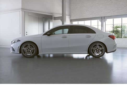 Mercedes-Benz A 250, 2022