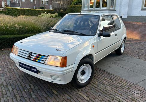 Peugeot 205, 1990