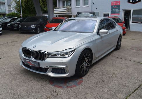 BMW 750, 2017