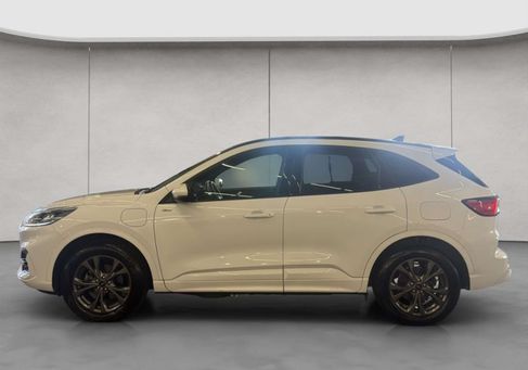 Ford Kuga, 2022