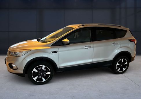Ford Kuga, 2019
