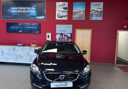Volvo V40, 2016