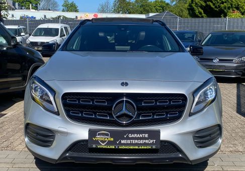 Mercedes-Benz GLA 200, 2019