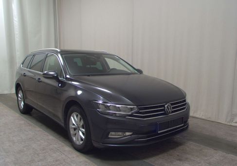 Volkswagen Passat Variant, 2022 3