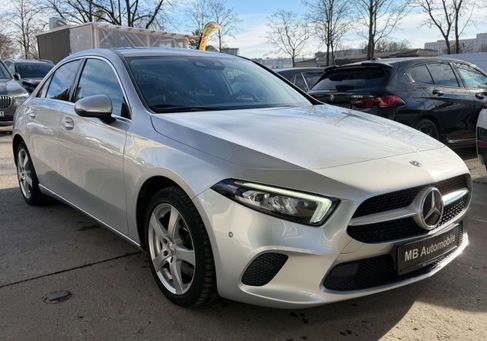 Mercedes-Benz A 200, 2020