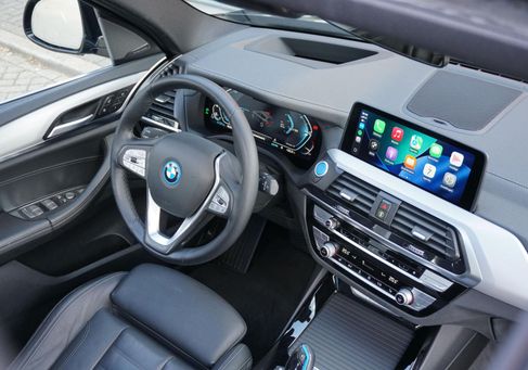 BMW iX, 2021
