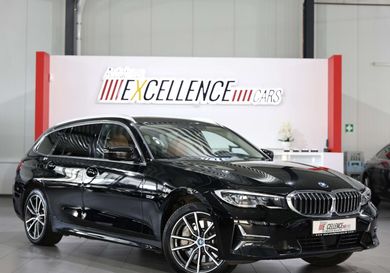 BMW 330, 2022