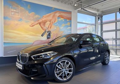 BMW 120, 2023