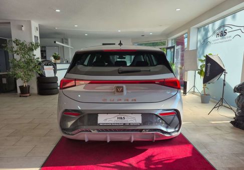 Cupra Born, 2024