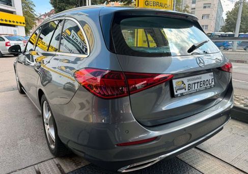 Mercedes-Benz C 200, 2023 3