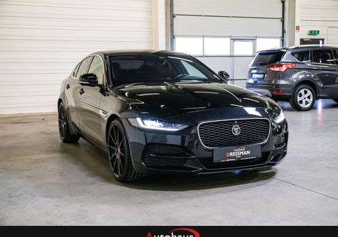 Jaguar XE, 2021