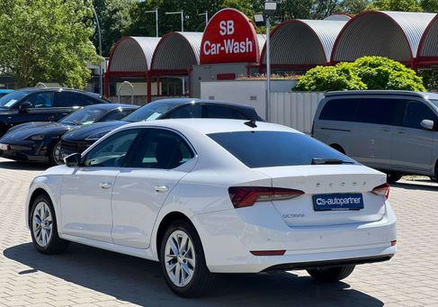 Skoda Octavia, 2021 3