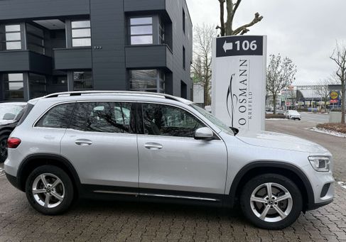 Mercedes-Benz GLB 200, 2022