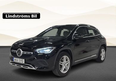 Mercedes-Benz GLA 200, 2022