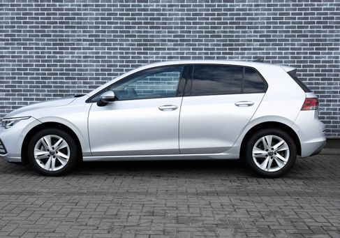 Volkswagen Golf, 2022 3