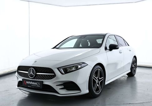 Mercedes-Benz A 200, 2022