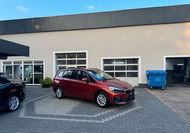 BMW 216, 2019