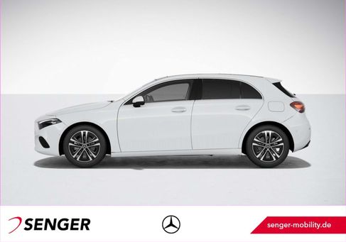 Mercedes-Benz A 180, 2023