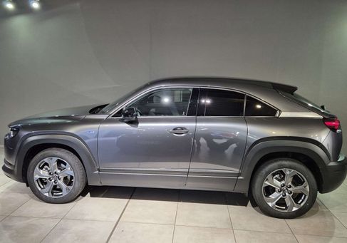 Mazda MX-30, 2023 3