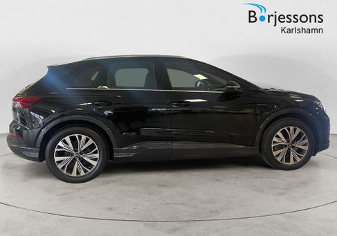 Audi Q4, 2023