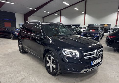 Mercedes-Benz GLB 200, 2021